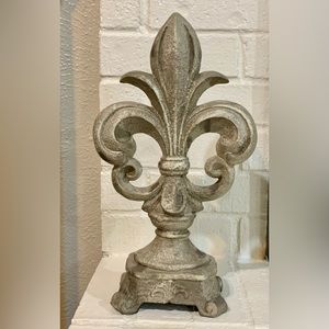 Flemish Fleur Home Decor